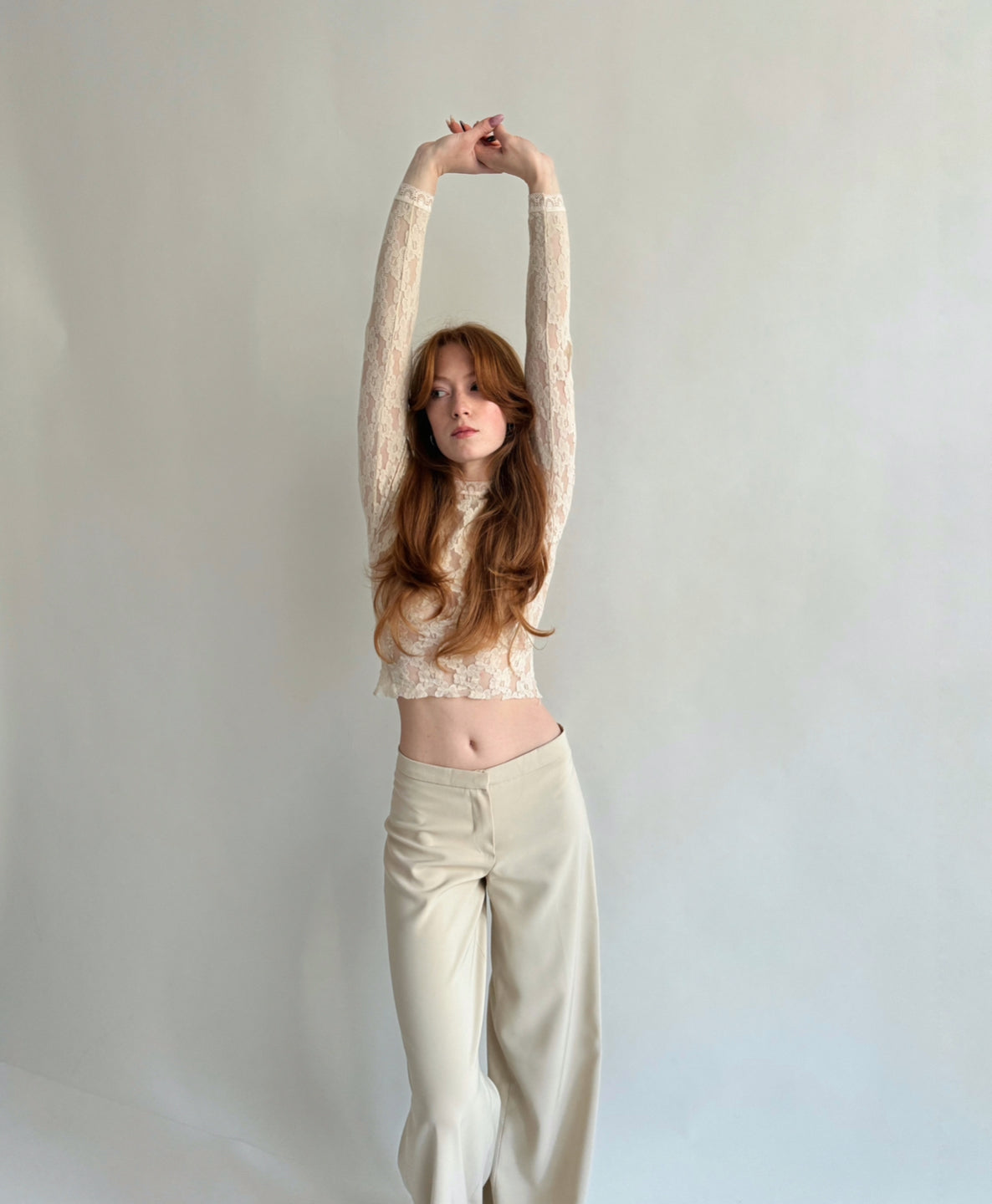 Vintage beige lace cropped blouse